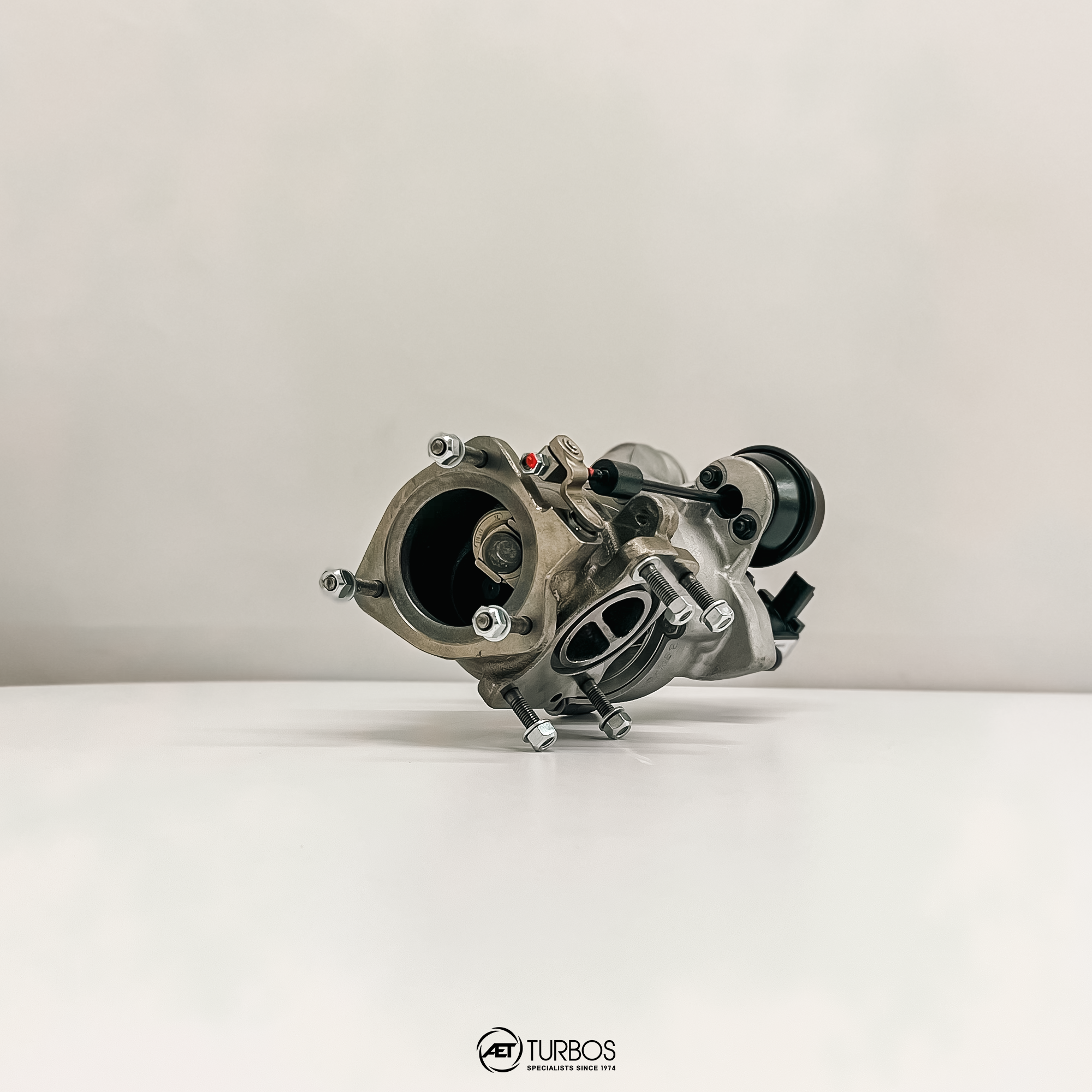 K04 AET Mini Hybrid Turbo